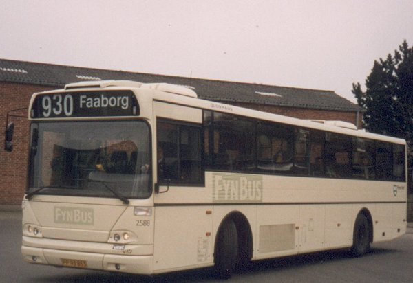 Combus nr. 2588. Photo Tommy Rolf Nielsen Martens